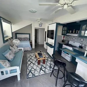 Scarlett Studios: Embassy-friendly With Airport Transfer Apartment