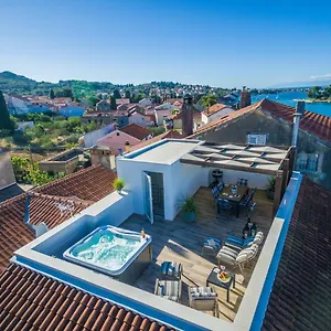 https://good-life.hotelinzadar.com
