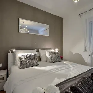 https://apartments-feel-good.hotelinzadar.com
